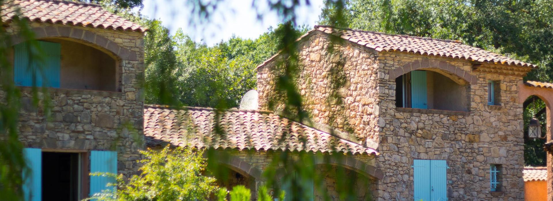 Hôtel Grimaud Hôtel 3 étoiles avec piscine à Grimaud
